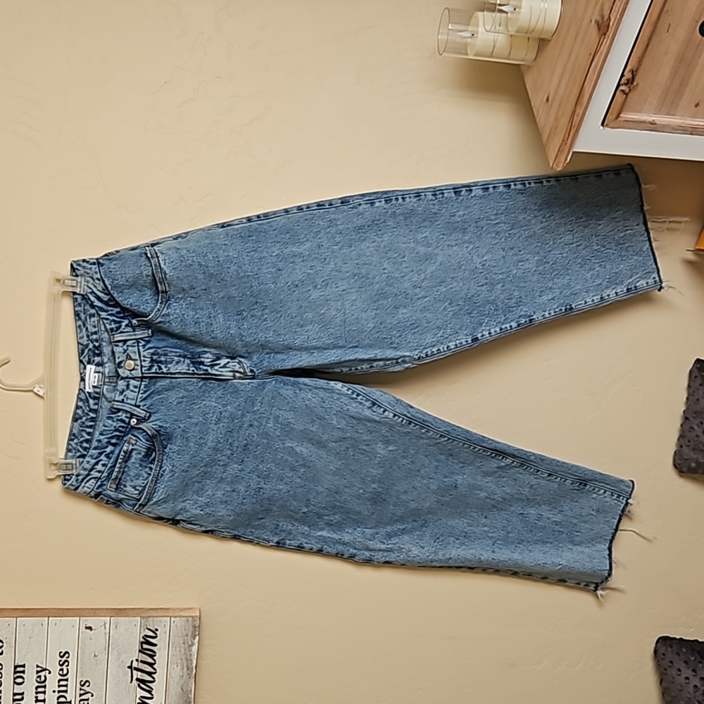 Good American baggy jeans
